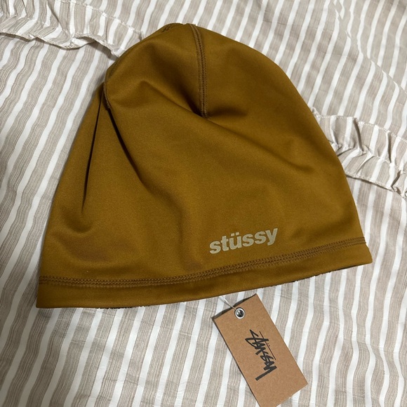 Stussy Skull Cap Reversible Tech Beanie Coffee Brown and Black Japan Exclusive - Picture 1 of 8